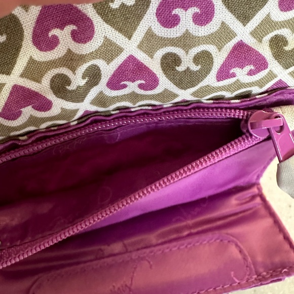 COPY - Vera Bradley Wallet ID Holder & Change Purse. Like New. Purple and green. - Picture 7 of 10